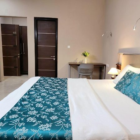 Hotel Vamsor Heights 1047 à Gurgaon Extérieur photo