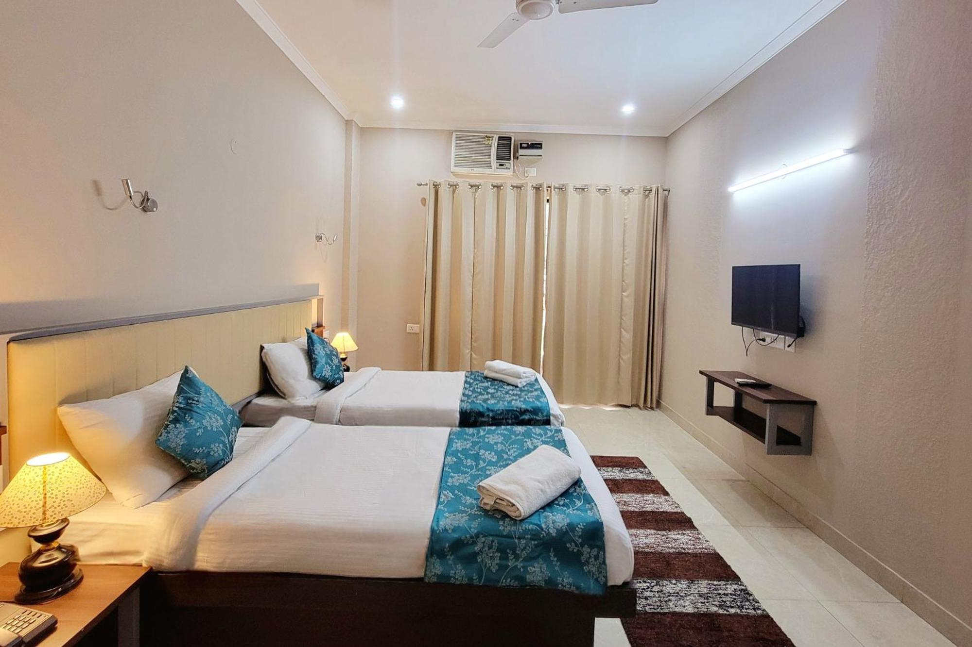 Hotel Vamsor Heights 1047 à Gurgaon Extérieur photo