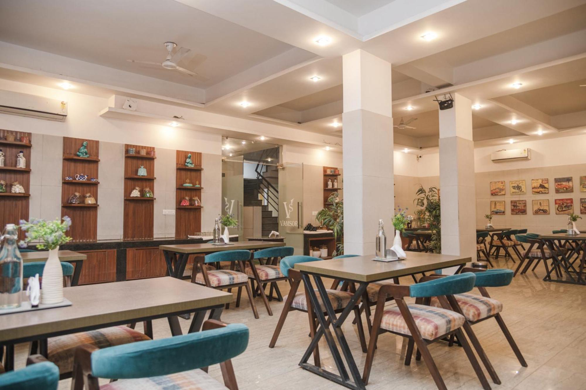 Hotel Vamsor Heights 1047 à Gurgaon Extérieur photo